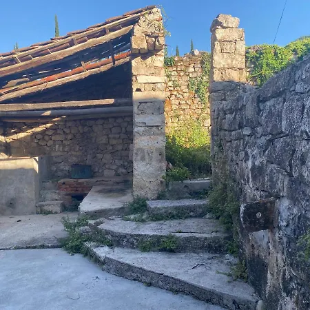 House Of Spirits Tatil Evi Gruda